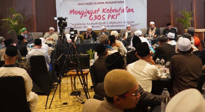 Sejumlah ulama dari berbagai daerah mengajak mengingat dan mengulik tentang Kebrutalan G30S PKI dalam Multaqo Ulama Nusantara di Jakarta, Sabtu (18/10/2025). (Foto: Dok RUZKA INDONESIA)