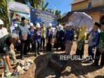 wakil-menteri-pendidikan-dasar-dan-menengah-wamendikdasmen-fajar-riza_260726093645-299.jpeg